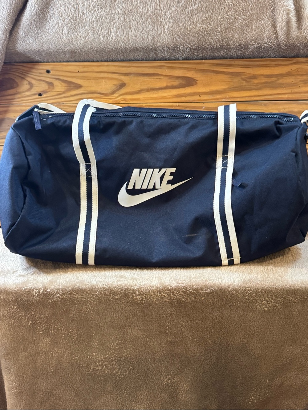 Nike Navy and White Duffel Bag - Men